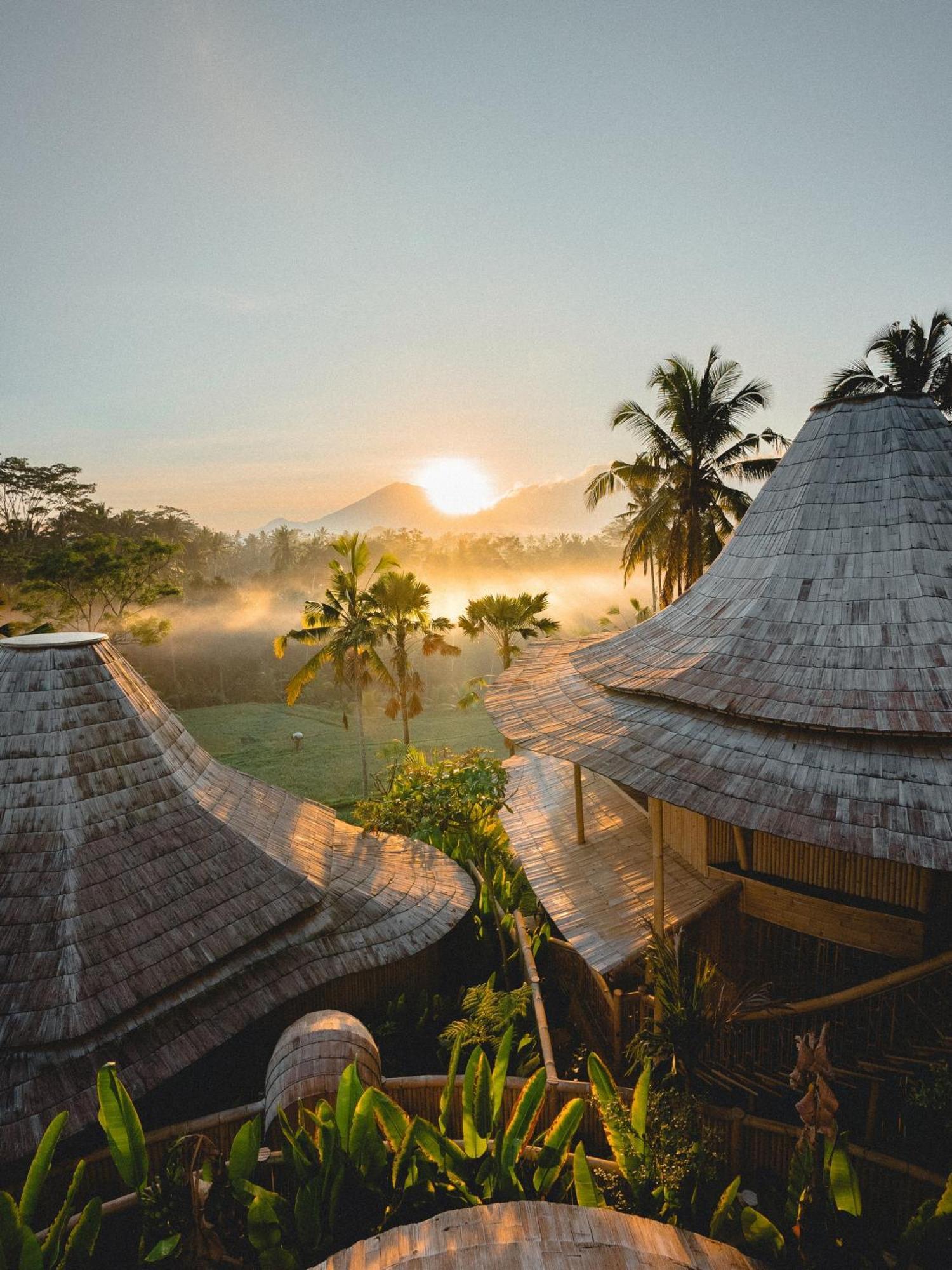 Отель Eco Six Bali Tampaksiring Экстерьер фото